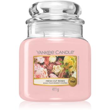 Yankee Candle Fresh Cut Roses świeczka zapachowa Classic mała 411 g