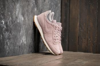 Nike W Internationalist SE Particle Rose/ Particle Rose