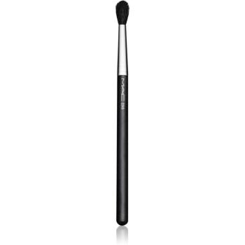 MAC Cosmetics 224S Tapered Blending Brush pędzel do aplikacji cieni do powiek 224S 1 szt.