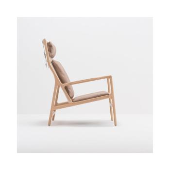 Fotel z konstrukcją z litego drewna dębowego i brązowym skórzanym siedziskiem Gazzda Dedo