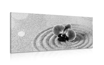 Obraz piaskowy ogród Zen z orchideą w wersji czarno-białej