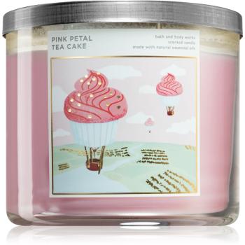 Bath & Body Works Pink Petal Tea Cake świeczka zapachowa 411 g