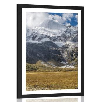 Plakat z passe-partout majestatyczny górski krajobraz - 60x90 silver