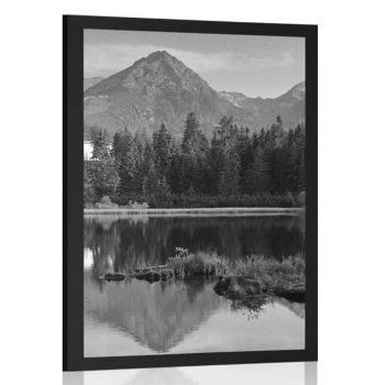 Plakat piękna panorama gór nad jeziorem w czerni i bieli - 30x45 white