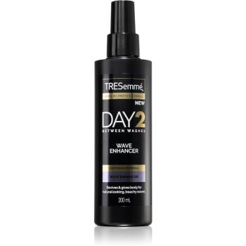 TRESemmé Day 2 Wave Enhancer spray do stylizacji włosów kręconych 200 ml