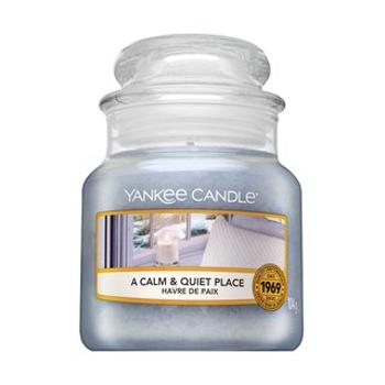 Yankee Candle A Calm & Quiet Place świeca zapachowa 104 g