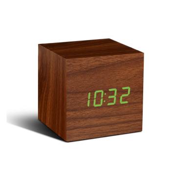 Ciemnobrązowy budzik z zielonym wyświetlaczem LED Gingko Cube Click Clock