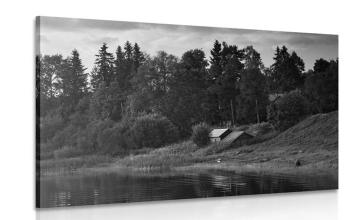 Obraz domki z bajki nad rzeką w wersji czarno-białej