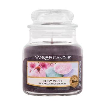 Yankee Candle Berry Mochi 104 g świeczka zapachowa unisex