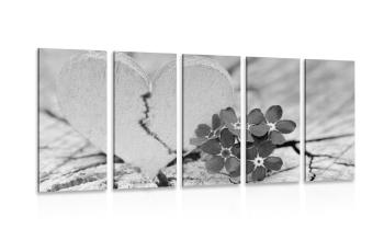 5-częściowy obraz serduszko na starym drewnie w wersji czarno-białej - 100x50