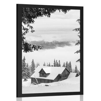 Plakat drevený domček pri zasnežených boroviciach v čiernobielom prevedení - 20x30 white