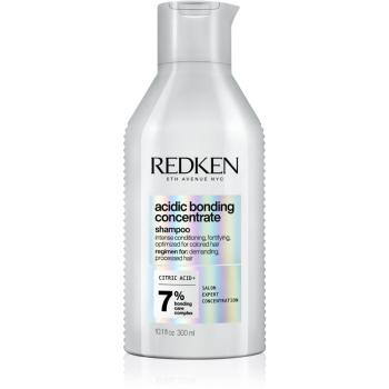 Redken Acidic Bonding Concentrate szampon wzmacniający do włosów słabych 300 ml