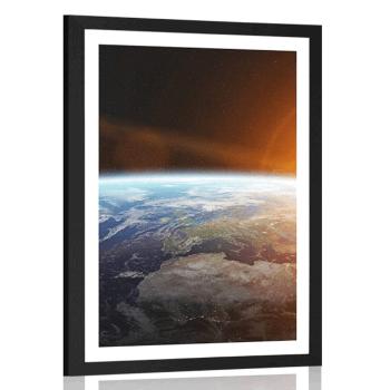 Plakat z passe-partout  widok planety z kosmosu - 30x45 silver